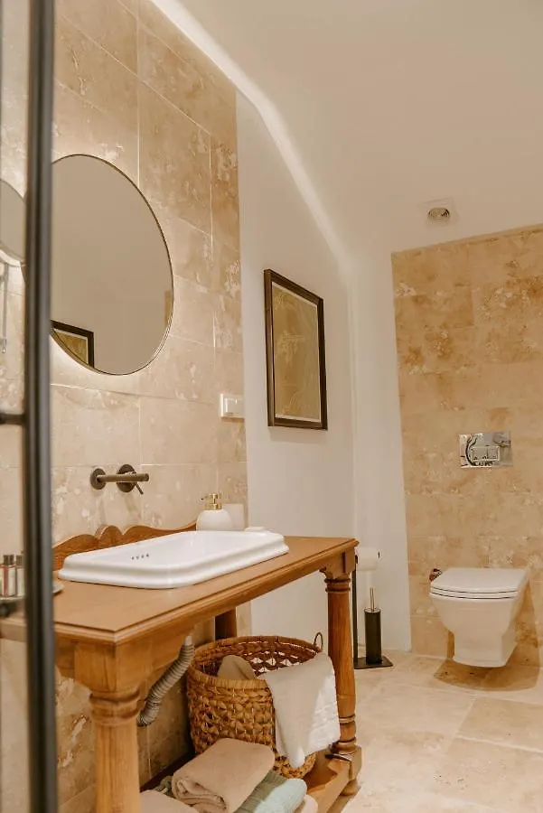 بيت ضيافة Ciy Restaurant & Konukevi كوشاداسيه